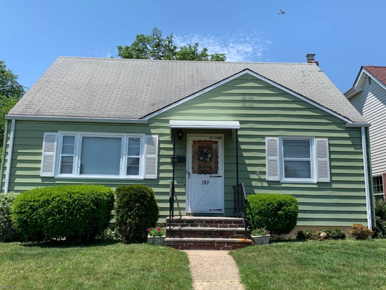 183 Midfield Rd - Photo 1