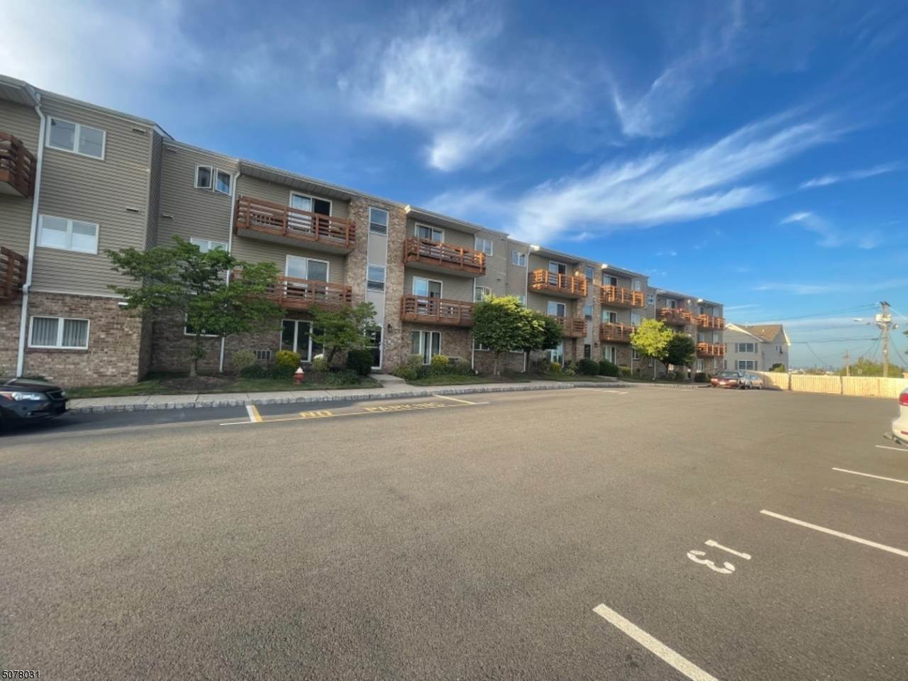 680 Union Ave - Photo 1