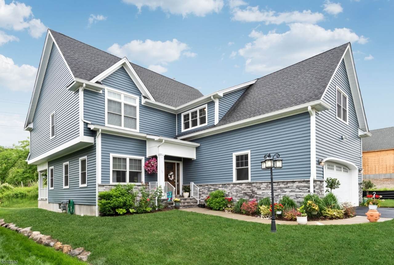 75 Bluffs Court - Photo 1