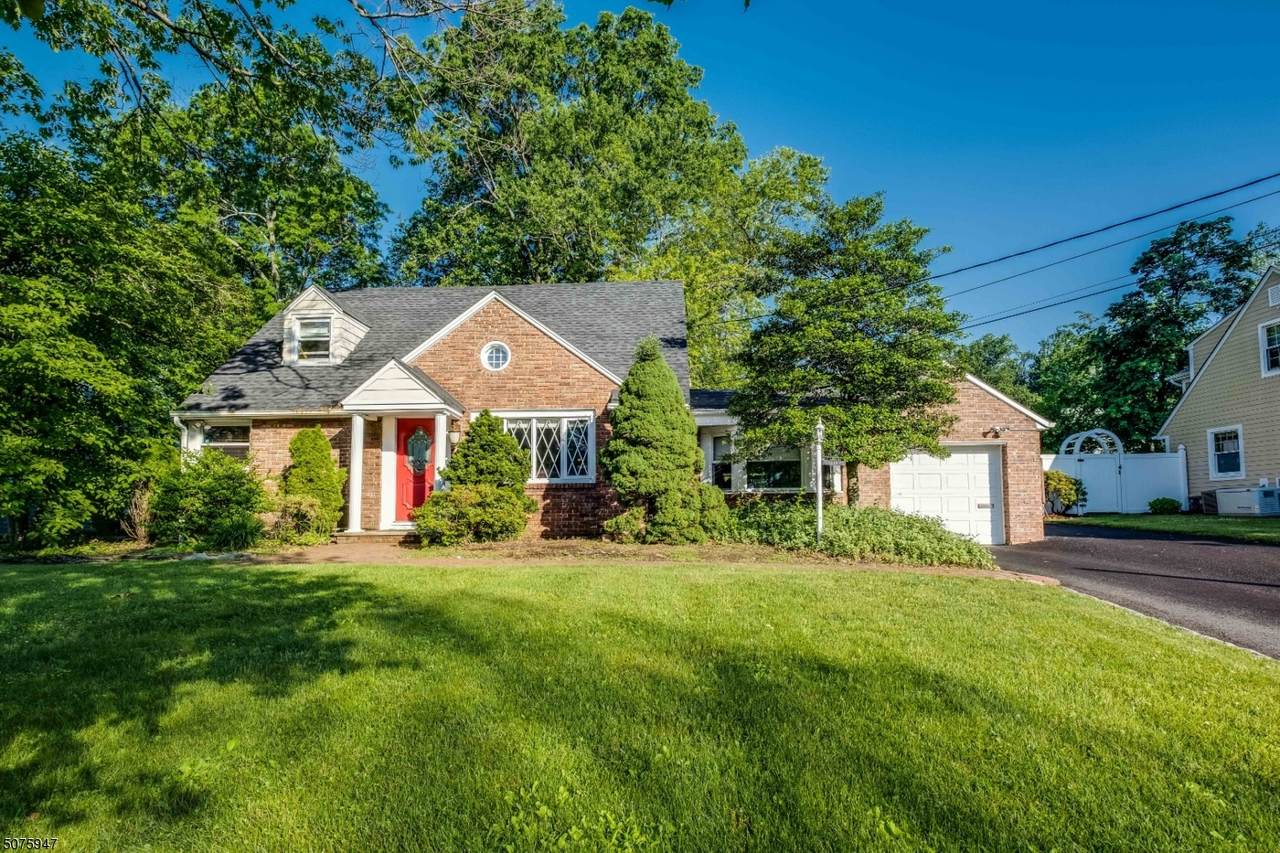1332 Stony Brook Ln - Photo 1