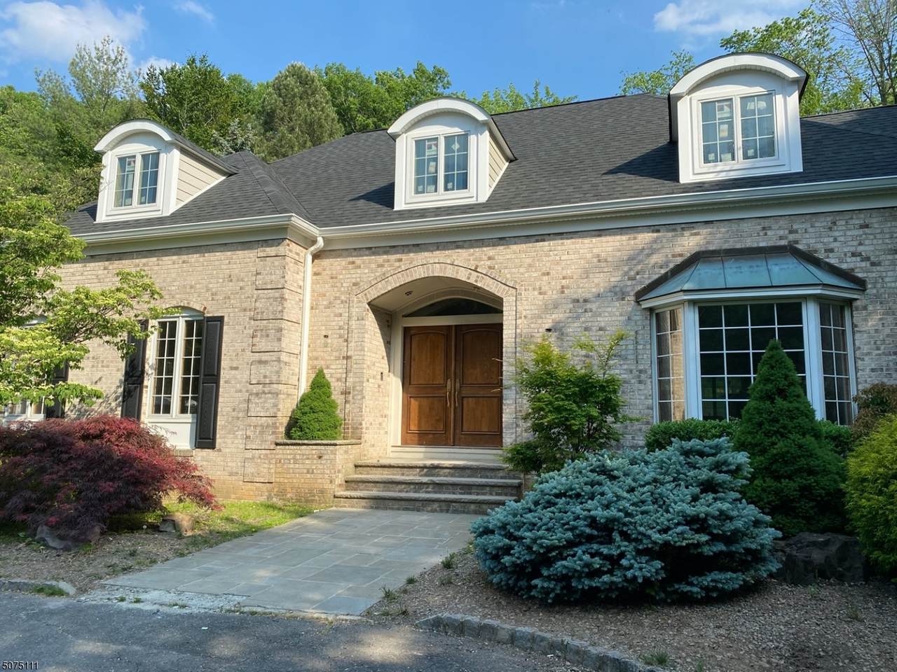 60 Nottingham Dr - Photo 1