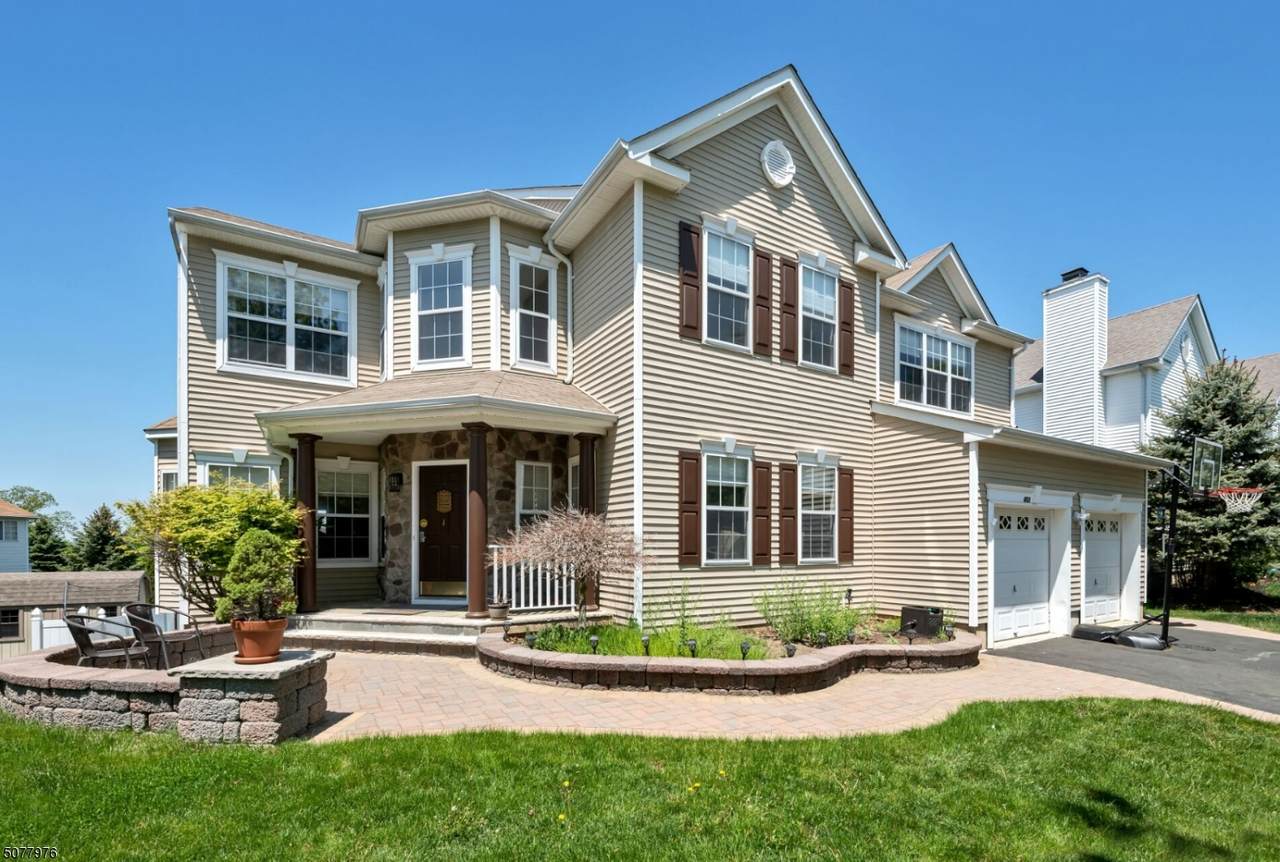 453 Mountain Top Court - Photo 1