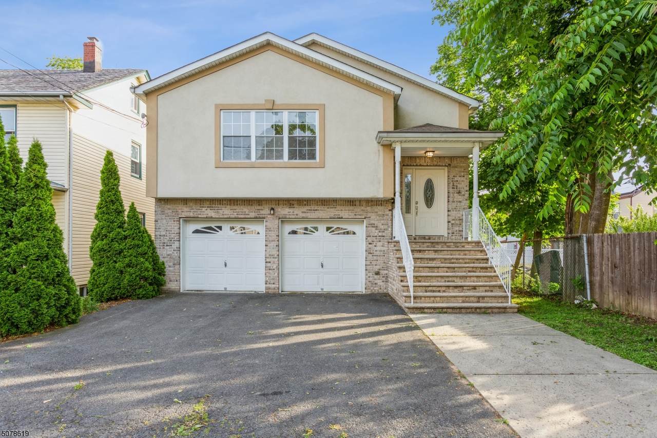 276 Dorer Ave - Photo 1