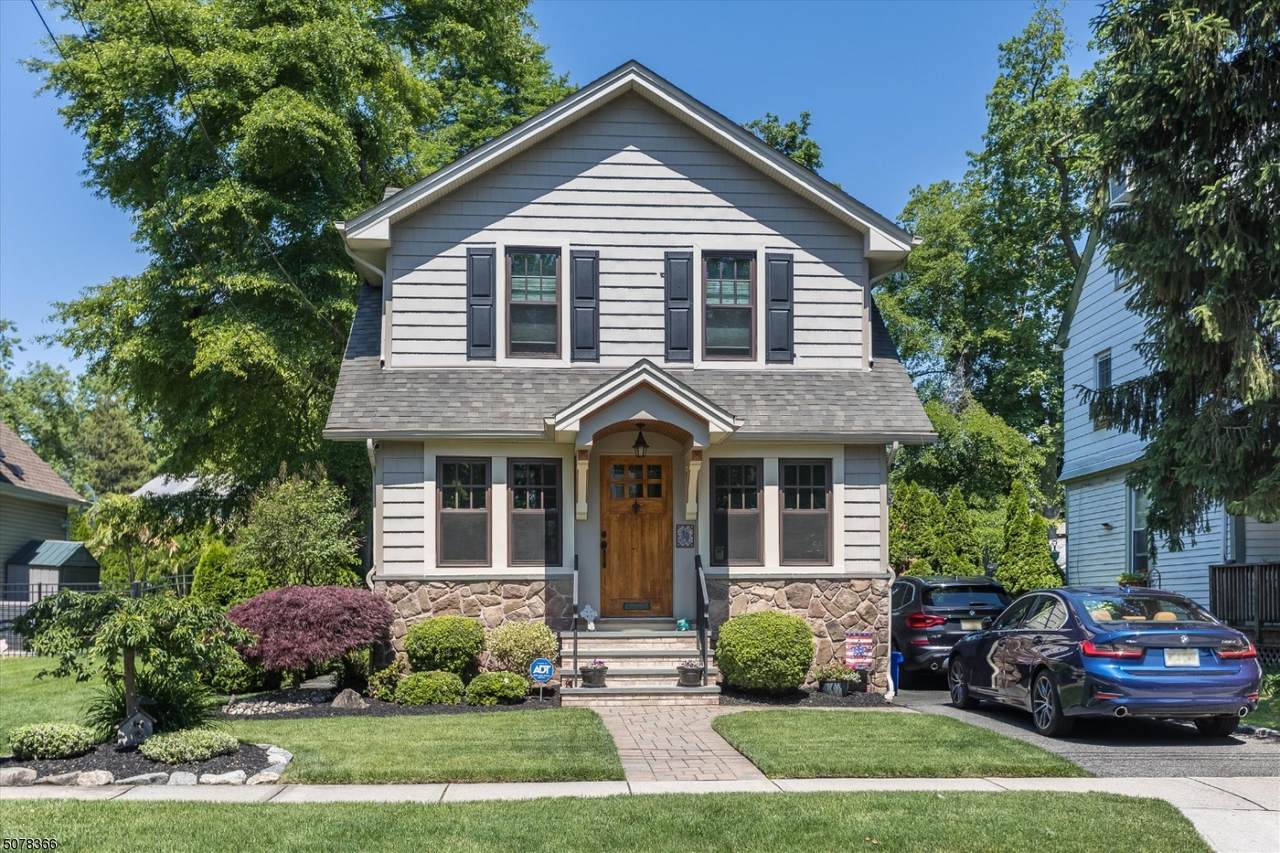 30 Maple Pl - Photo 1