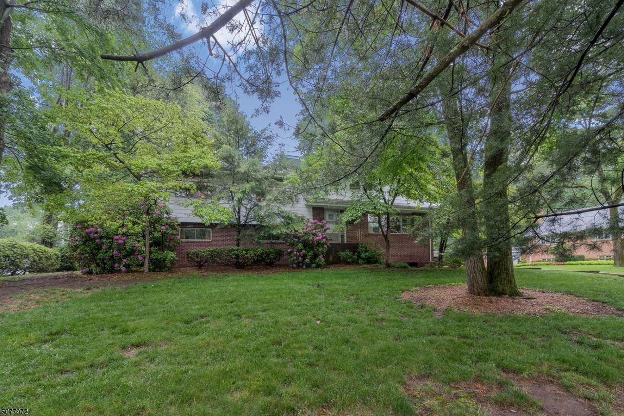 416 Meer Ave - Photo 1