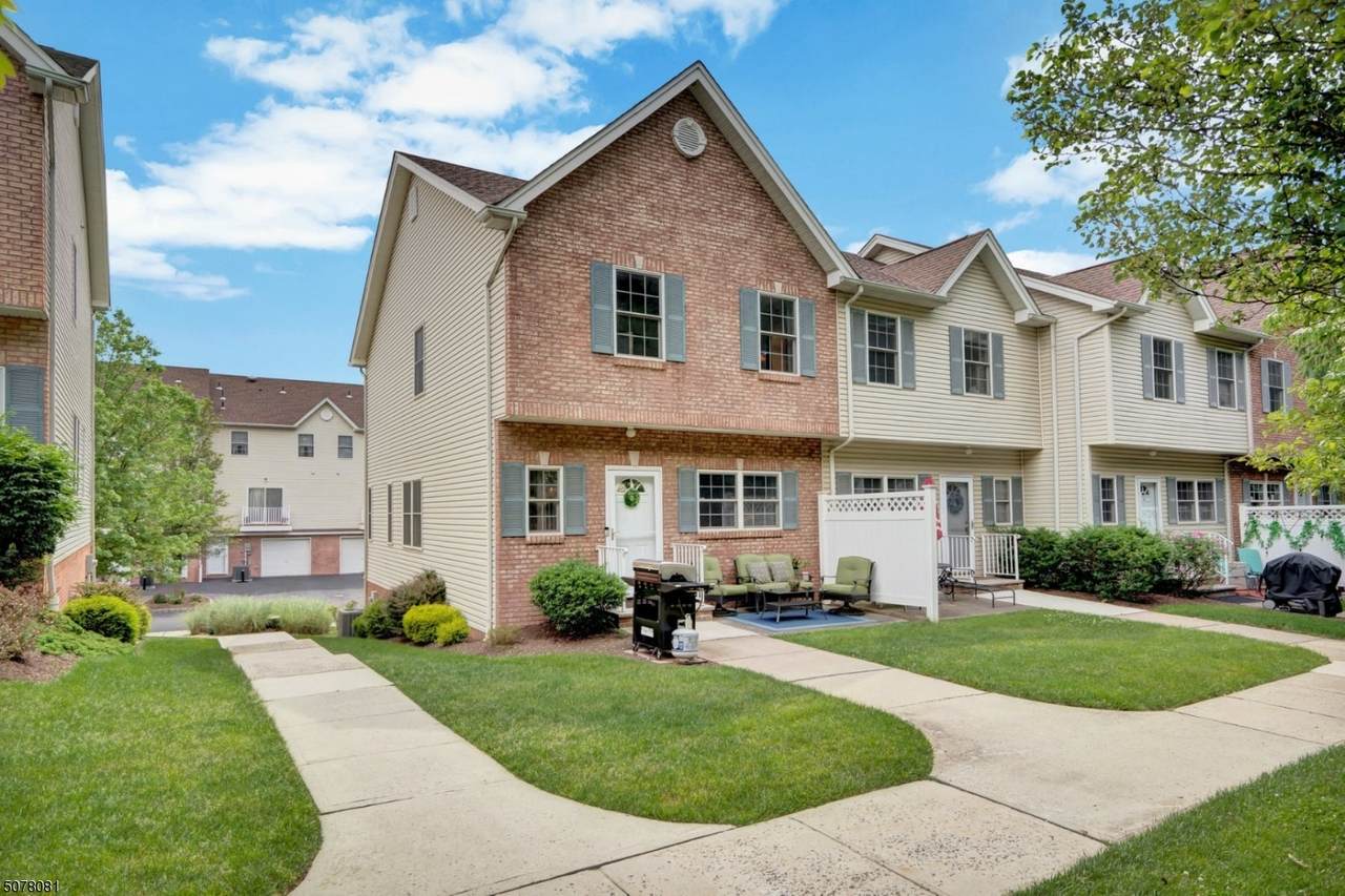 8 Riga Ct - Photo 1