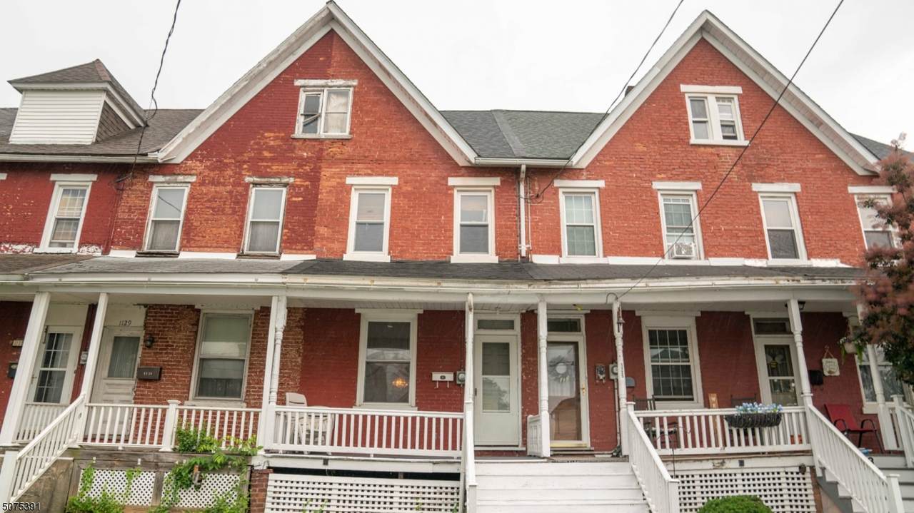 1127 East Blvd - Photo 1