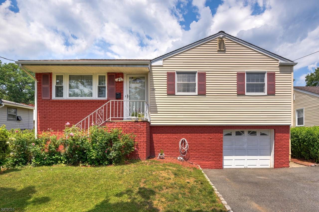 194 Lake Shore Dr - Photo 1