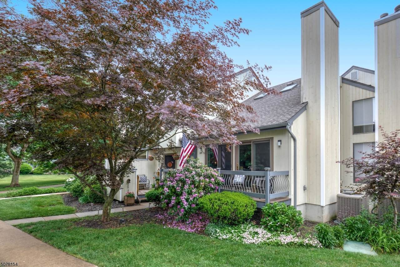 259 Crabtree Ct - Photo 1