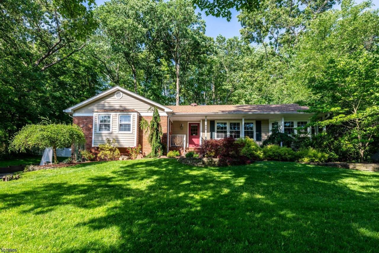 432 Indian Rd - Photo 1