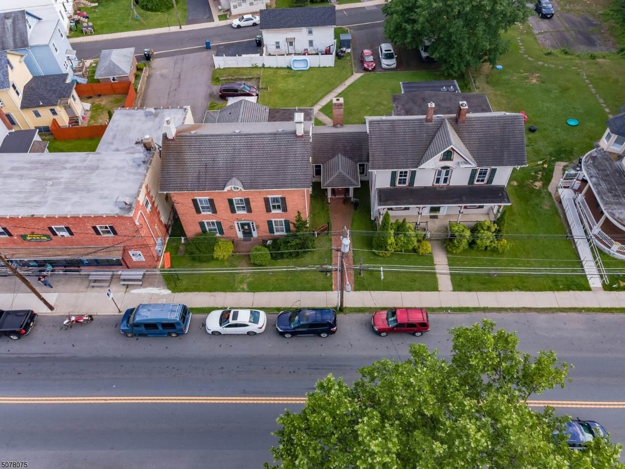 109 W Washington Ave - Photo 1