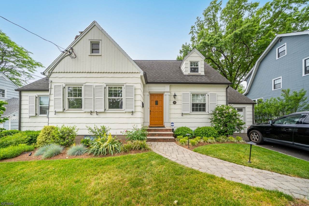 138 Midland Blvd - Photo 1