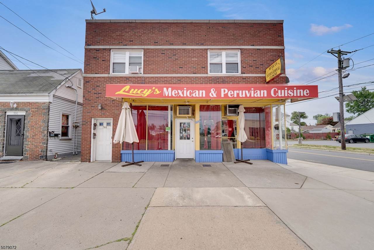 990 Livingston Ave - Photo 1