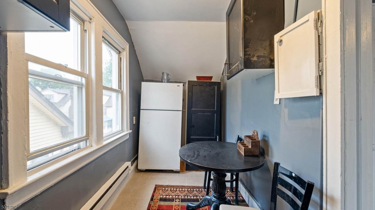 124 Lehigh Ave - Photo 1