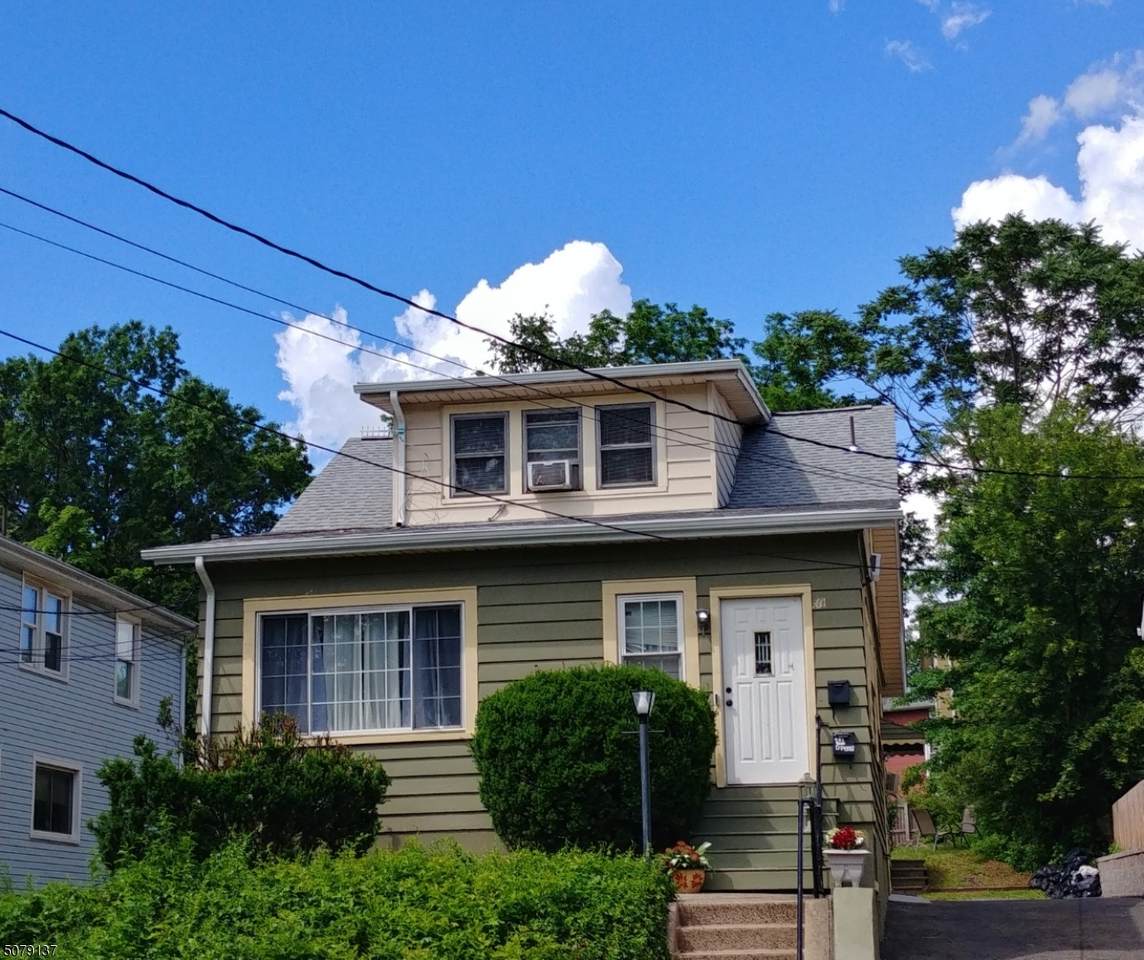 61 Hoover Ave - Photo 1