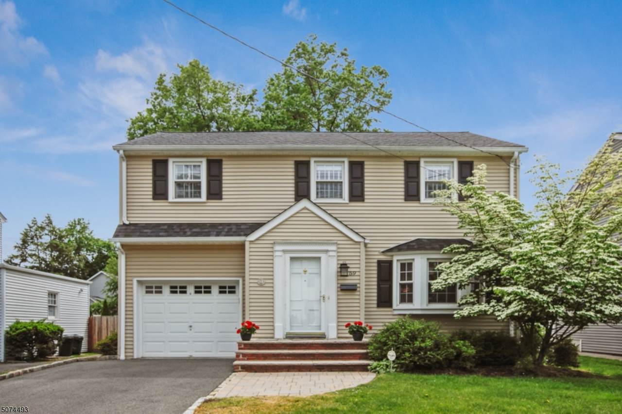 59 Irving Ave - Photo 1