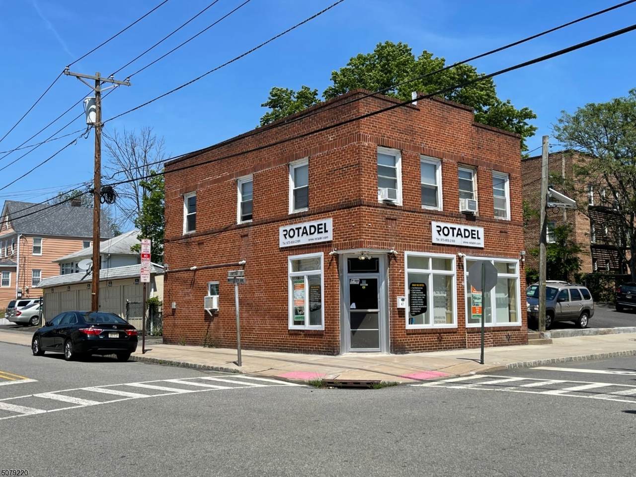 47 Chestnut St - Photo 1
