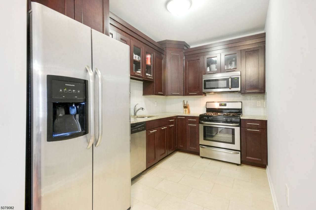 104 E Elizabeth Ave - Photo 1
