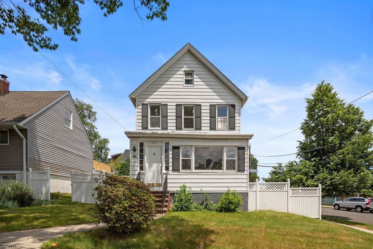 200 Cedar St - Photo 1