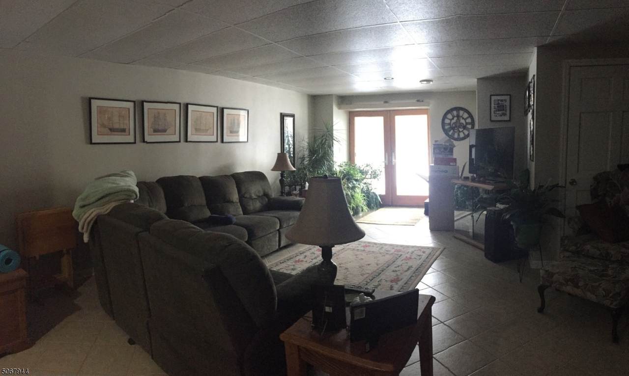 72 Sterling Hill Rd - Photo 1