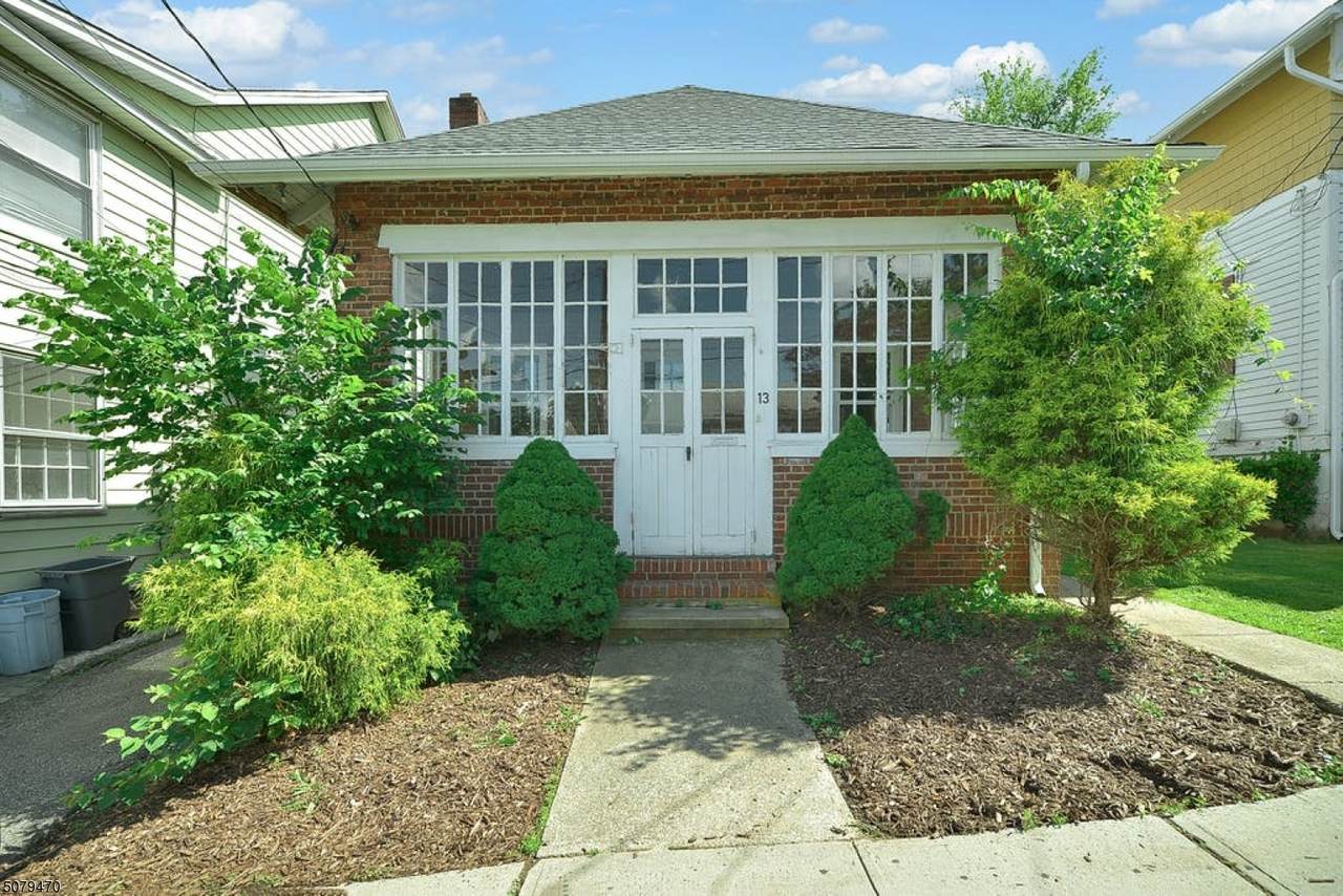 13 Logan Pl - Photo 1