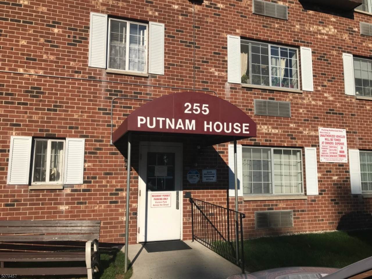255 Tucker Ave - Photo 1