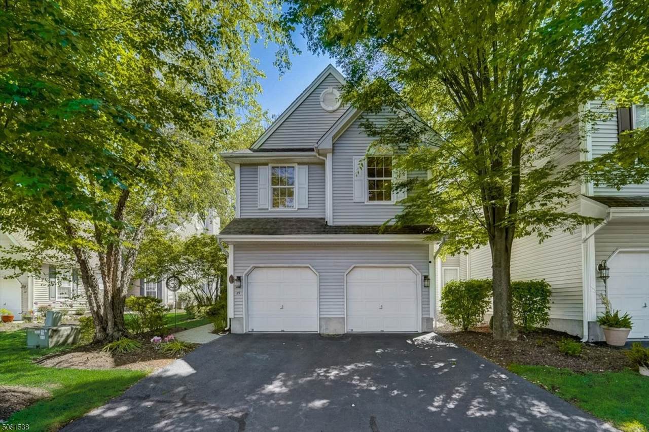 24 Mulberry Ln - Photo 1