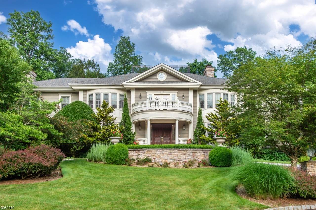 52 Sun Valley Rd - Photo 1