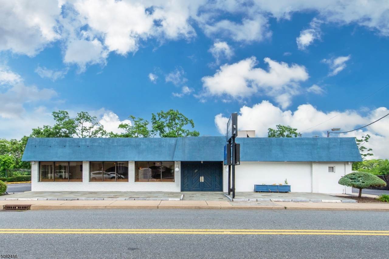 185 River Rd - Photo 1