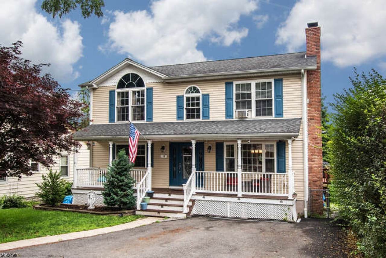 19 Sunset Rd - Photo 1