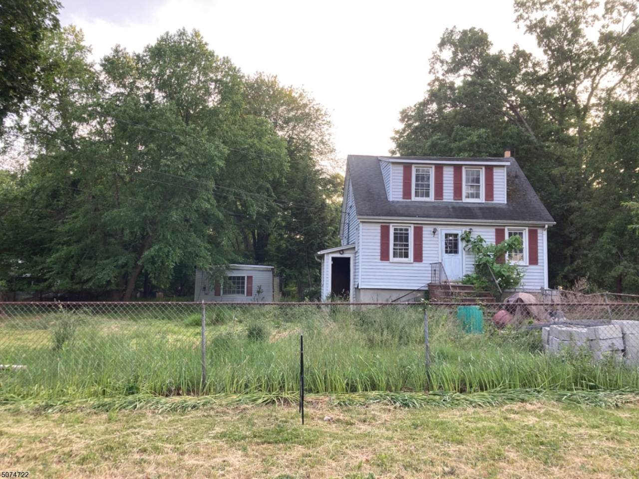 142 Brahma Ave - Photo 1
