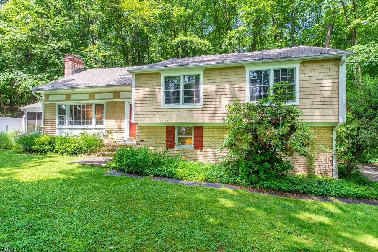 59 Raynor Rd - Photo 1