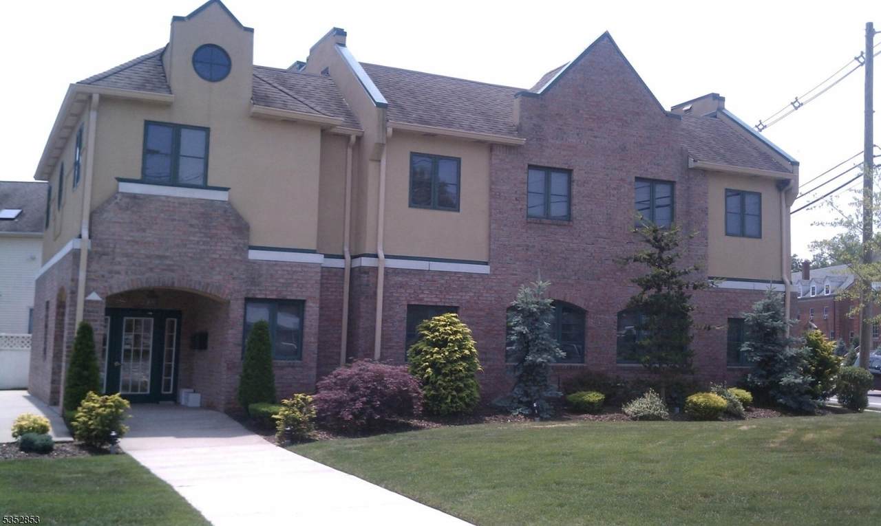 263 Washington Ave - Photo 1