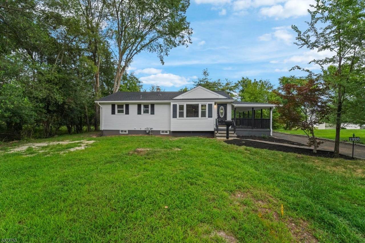 1326 Saint John St - Photo 1