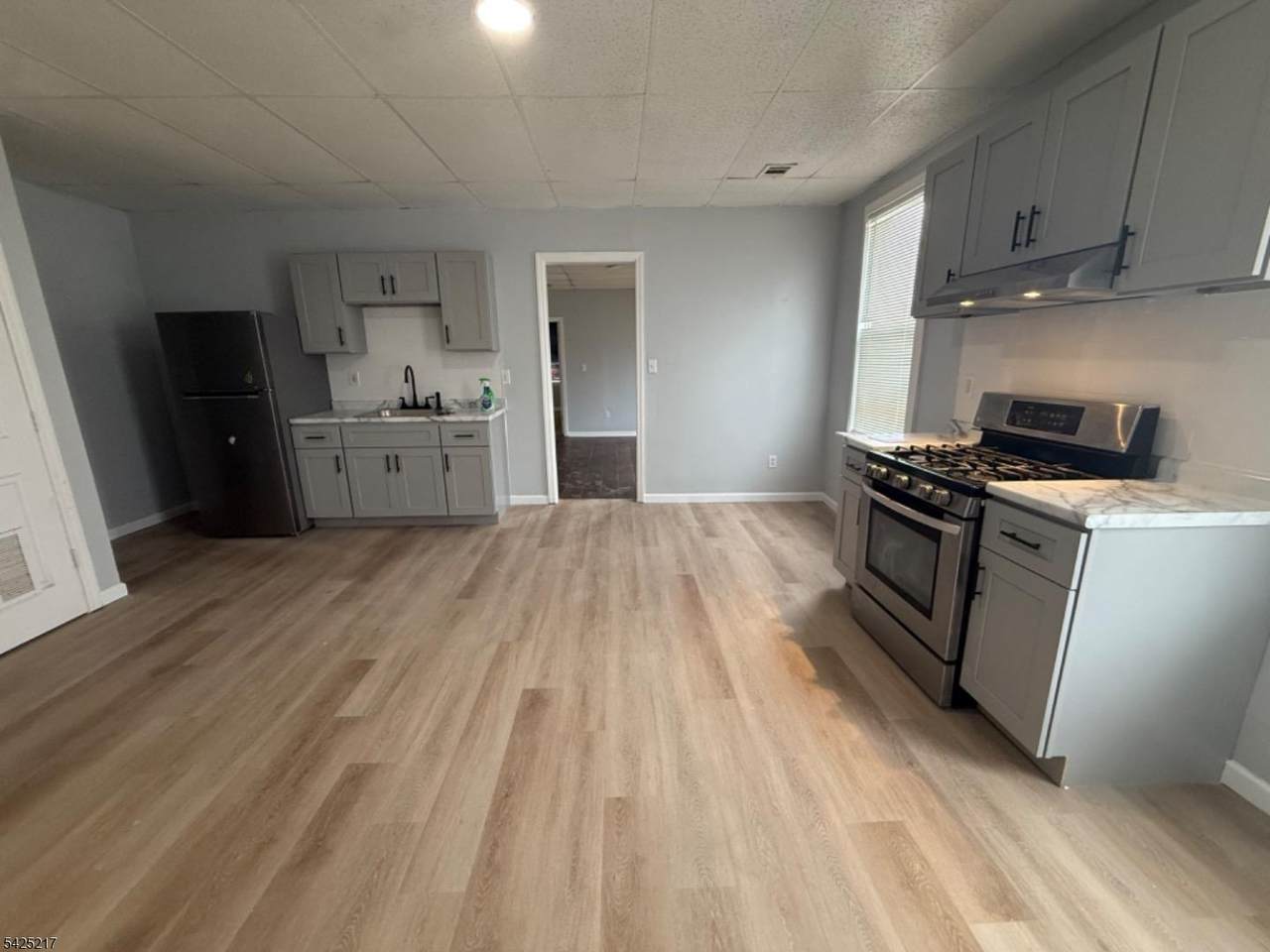 134 5Th St - Photo 1