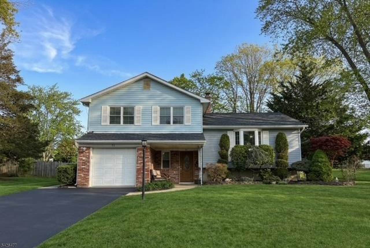 32 Brunswick Dr - Photo 1