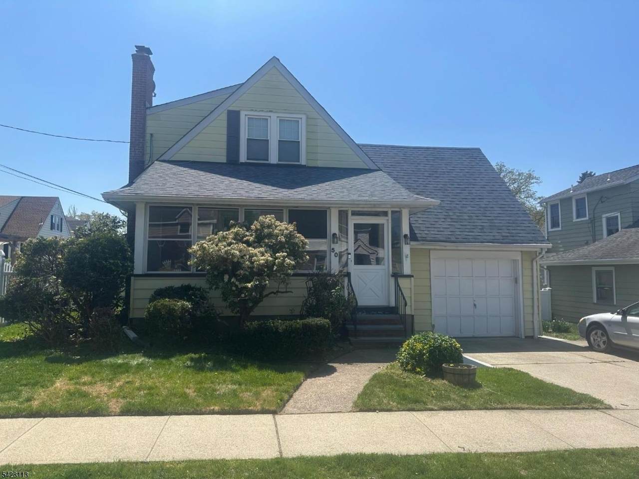 50 Kingston Ave - Photo 1