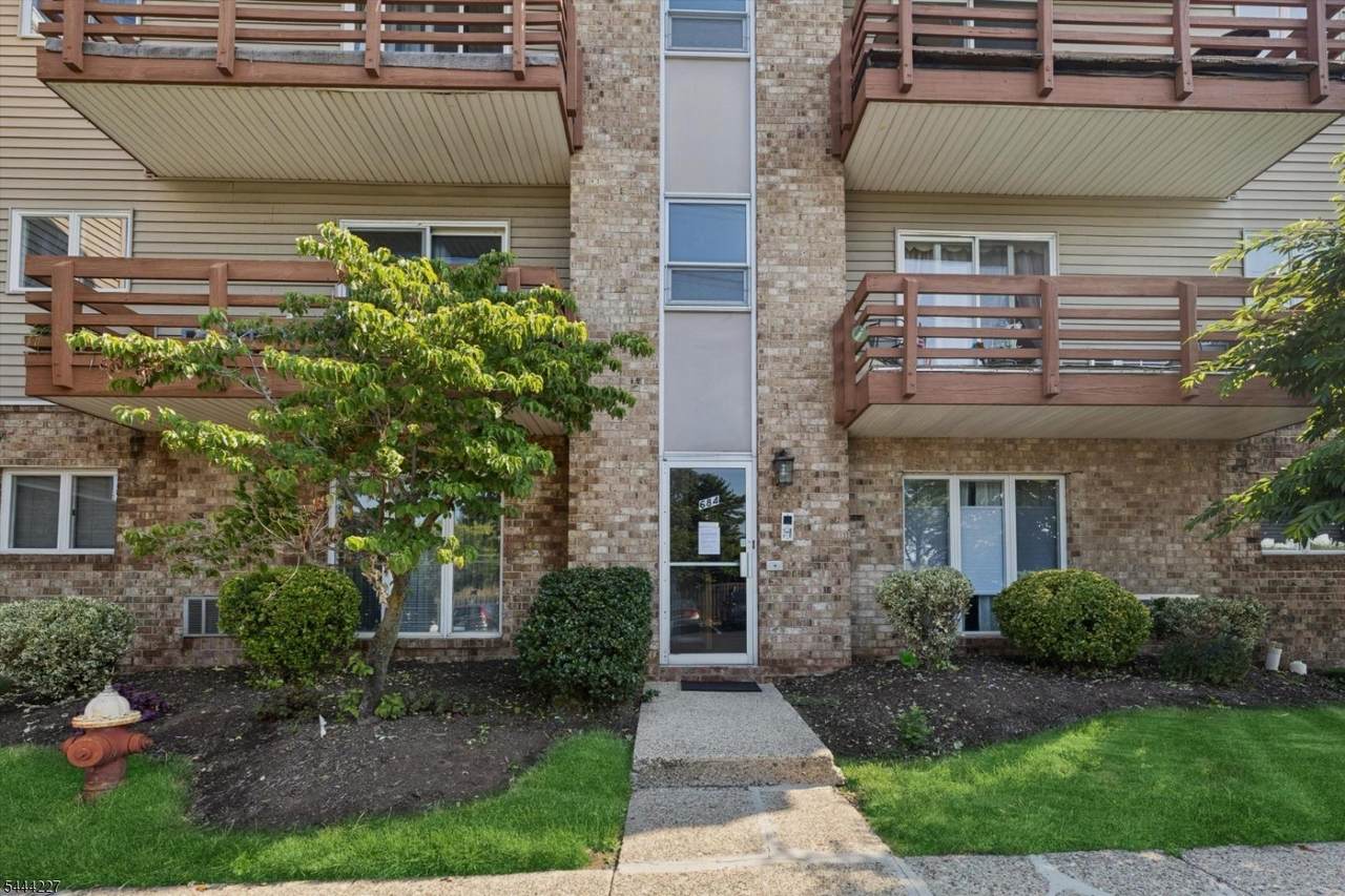 680 Union Ave - Photo 1