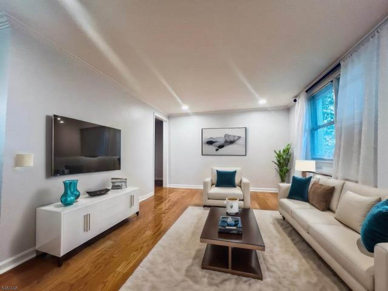 519 Brooklawn Ave - Photo 1