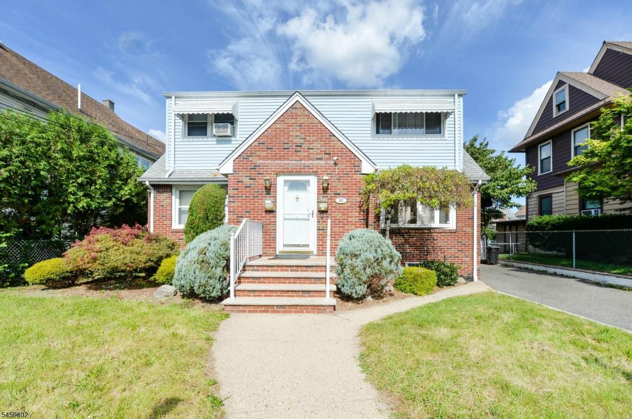 62 Knapp Ave - Photo 1