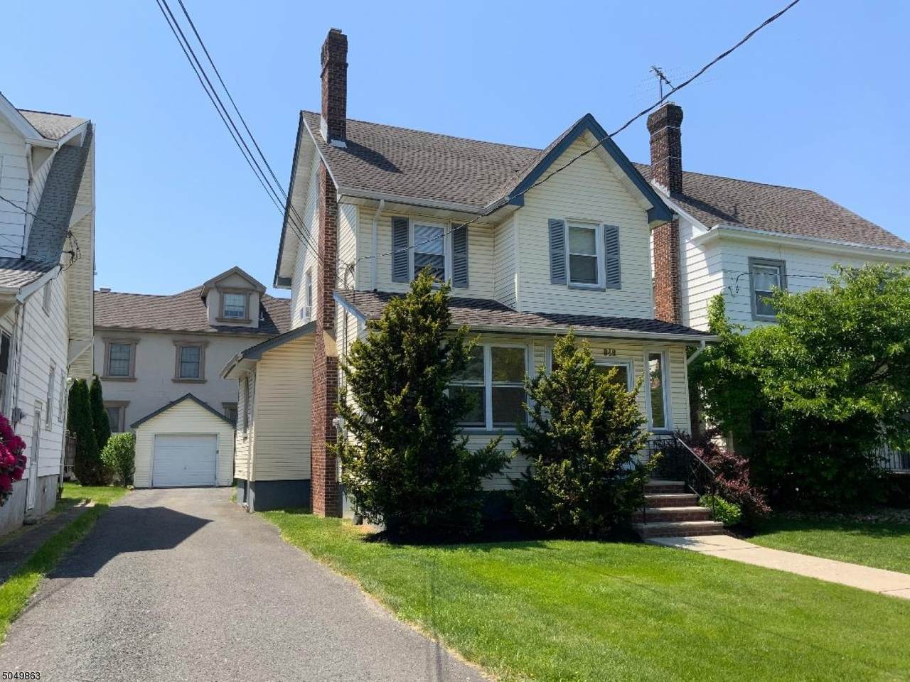 848 Livingston Rd - Photo 1