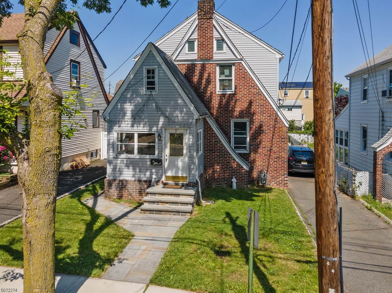 1142 Caldwell Ave - Photo 1