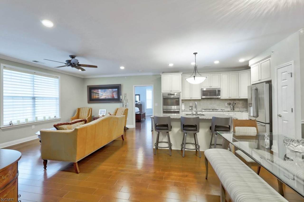 2 Pebble Rd - Photo 1