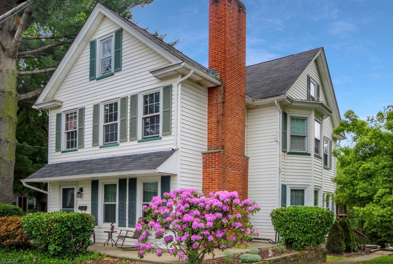 422 Russell Ave - Photo 1