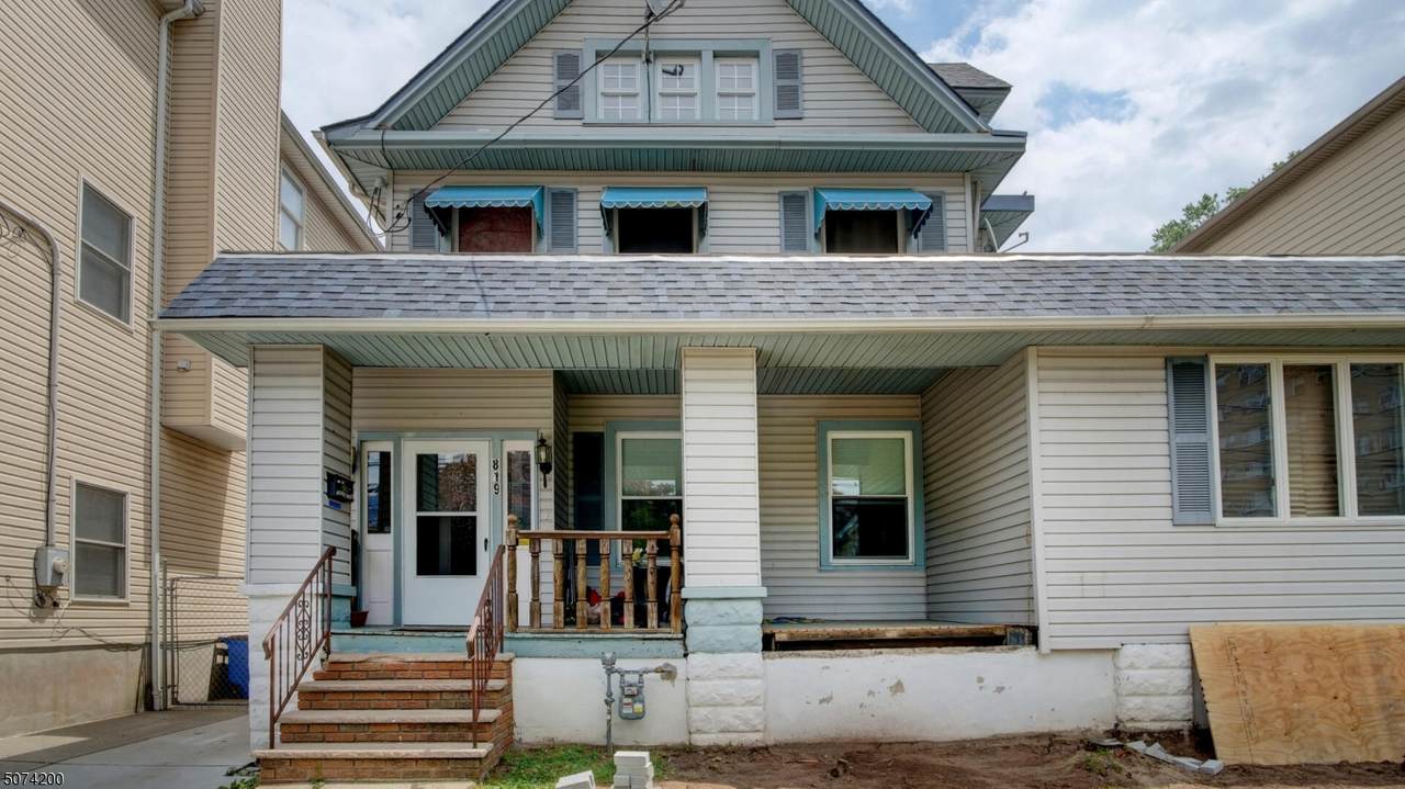 819 Cross Ave - Photo 1