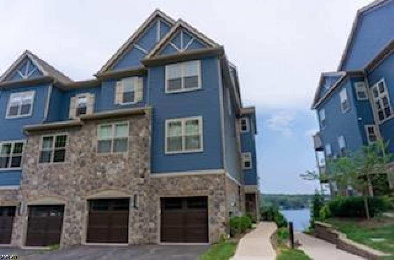 501 Mariner' Pointe - Photo 1