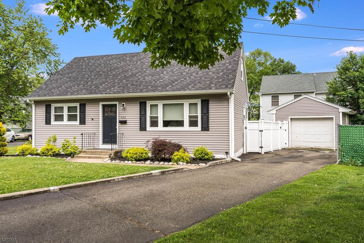 622 Legion Ct - Photo 1