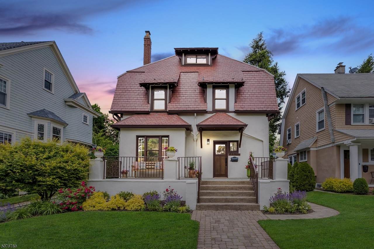 190 Midland Ave - Photo 1