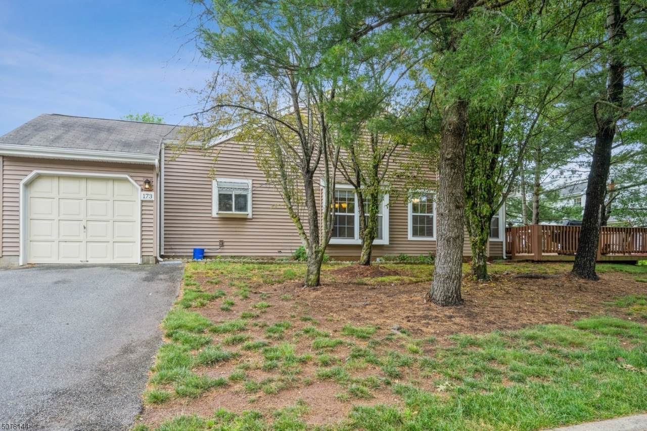 173 Jordans Cir - Photo 1