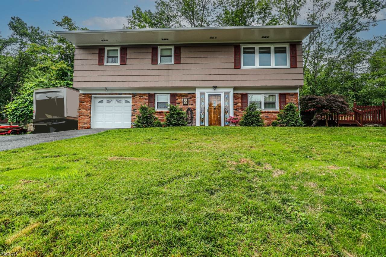 34 Forest Rd - Photo 1